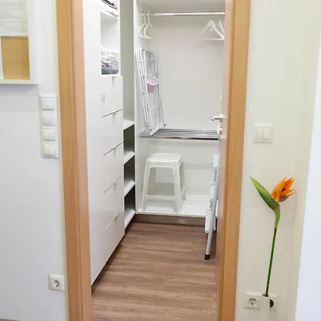 Daire Perfect Place In The Center With Fast Wifi And Free Parking At Riverside