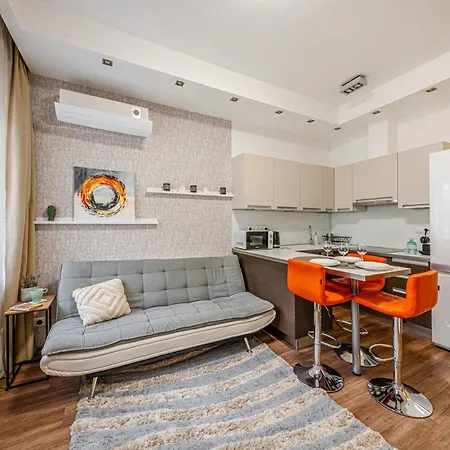 Perfect Place In The Center With Fast Wifi