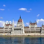 Appartamento Perfect Place In The Center With Fast Wifi Budapest