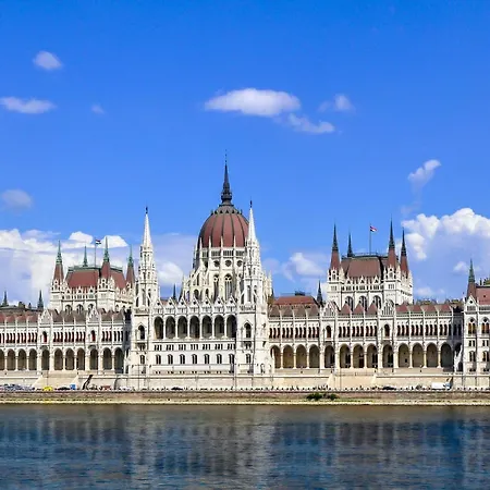 Appartement Perfect Place In The Center With Fast Wifi Budapest