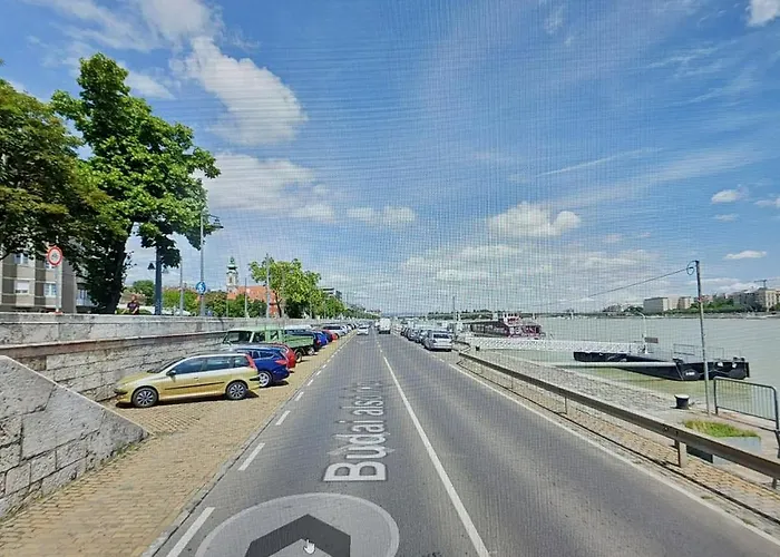Perfect Place In The Center With Fast Wifi *